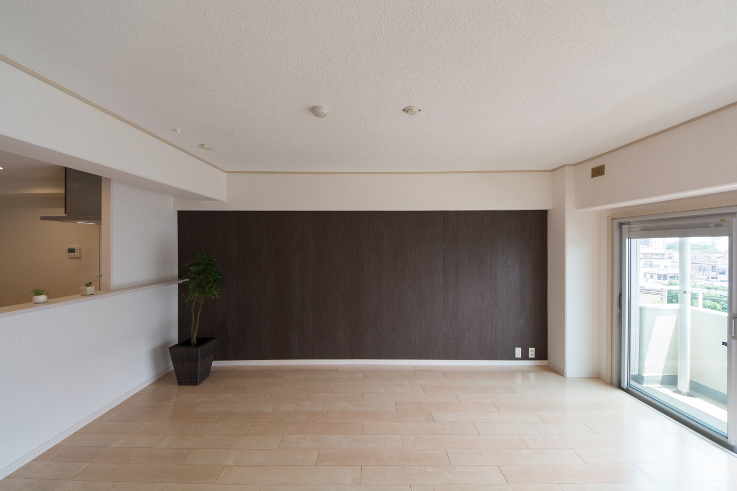 明るく開放的でモダンな空間に大変身 こだわりのマンションリフォーム 住協建設